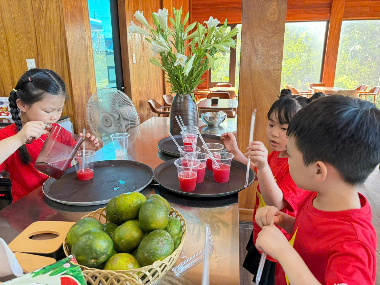 Các bé Big Sun trong vườn Nhật Bản tại LUMORA